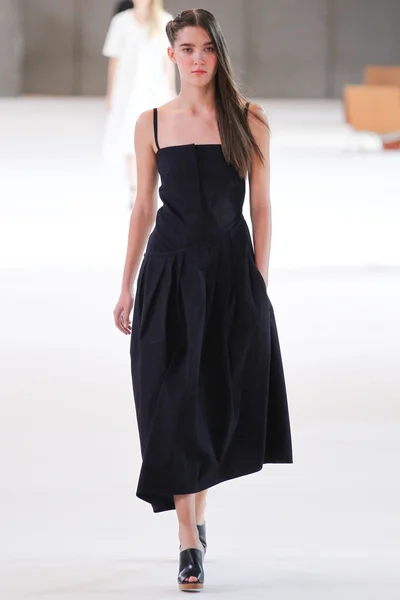 Look 8